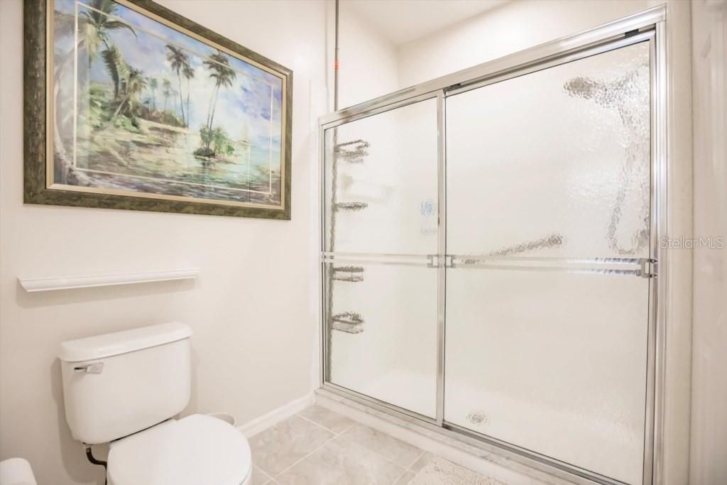 For Sale: $245,000 (2 beds, 2 baths, 1364 Square Feet)