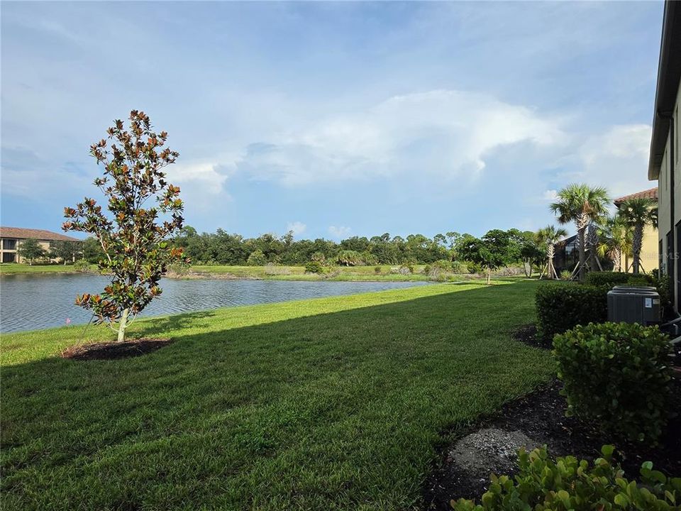 For Rent: $2,650 (3 beds, 2 baths, 1949 Square Feet)