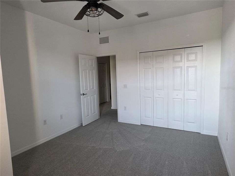 For Rent: $2,650 (3 beds, 2 baths, 1949 Square Feet)