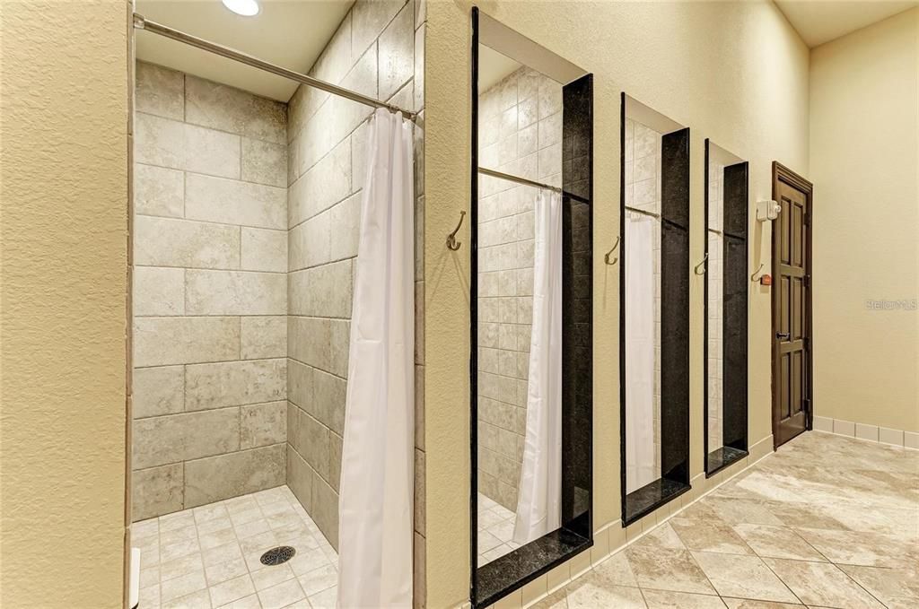 For Rent: $2,650 (3 beds, 2 baths, 1949 Square Feet)