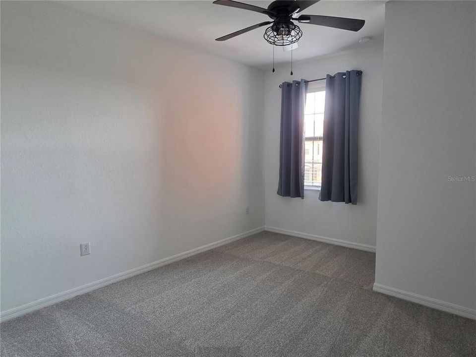 For Rent: $2,650 (3 beds, 2 baths, 1949 Square Feet)