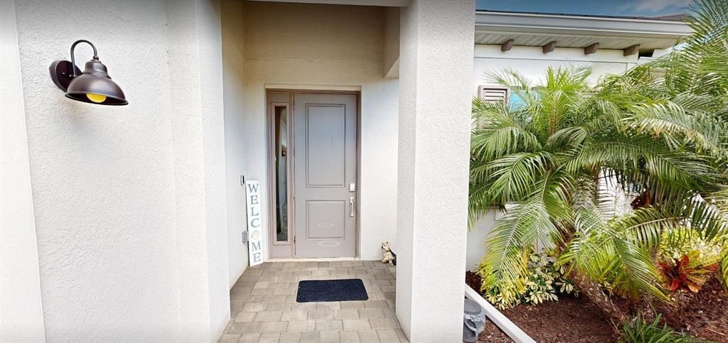 For Sale: $599,000 (2 beds, 2 baths, 1858 Square Feet)