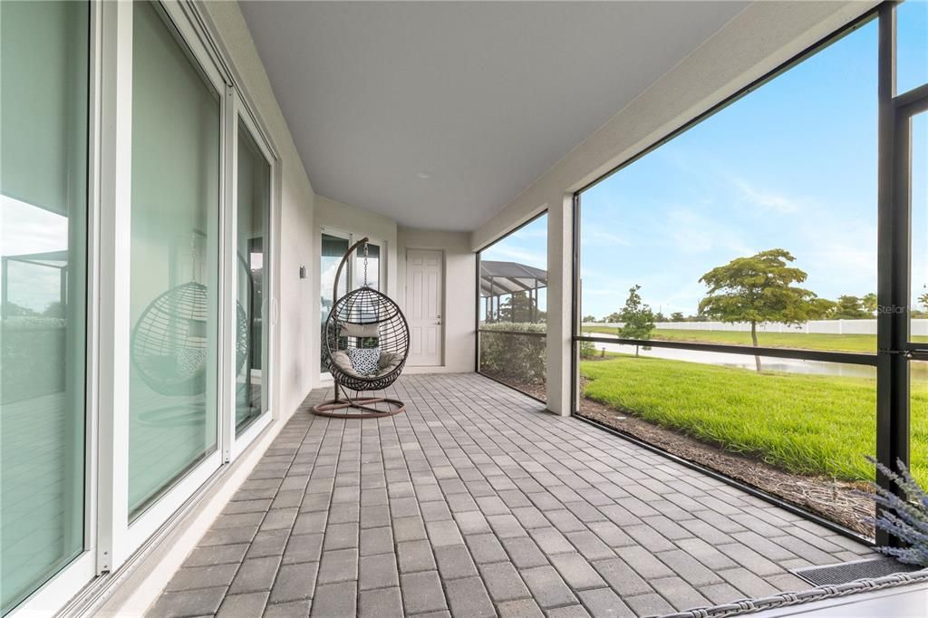 For Sale: $599,000 (2 beds, 2 baths, 1858 Square Feet)