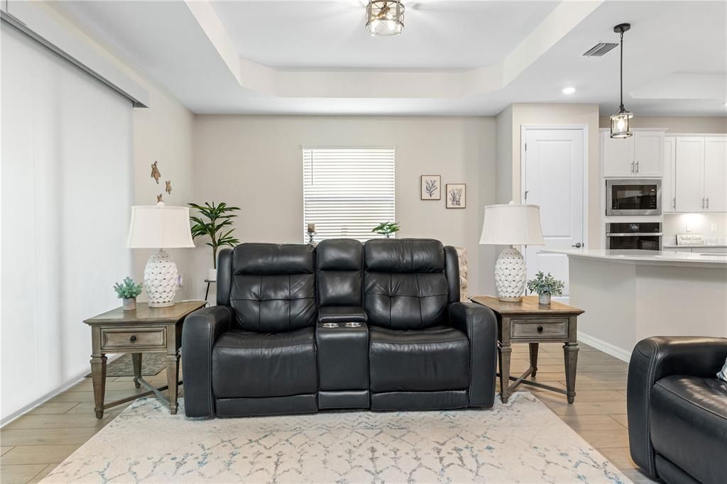 For Sale: $599,000 (2 beds, 2 baths, 1858 Square Feet)