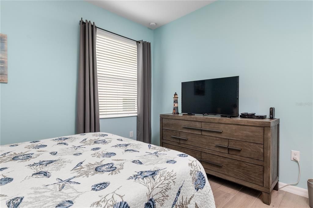 For Sale: $599,000 (2 beds, 2 baths, 1858 Square Feet)