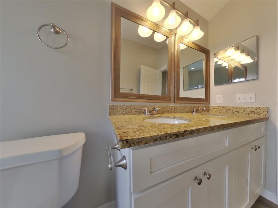 For Rent: $2,479 (3 beds, 2 baths, 1589 Square Feet)