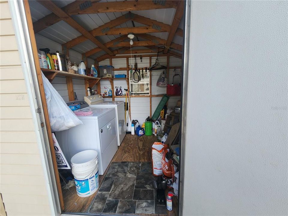 For Sale: $185,000 (3 beds, 2 baths, 1310 Square Feet)