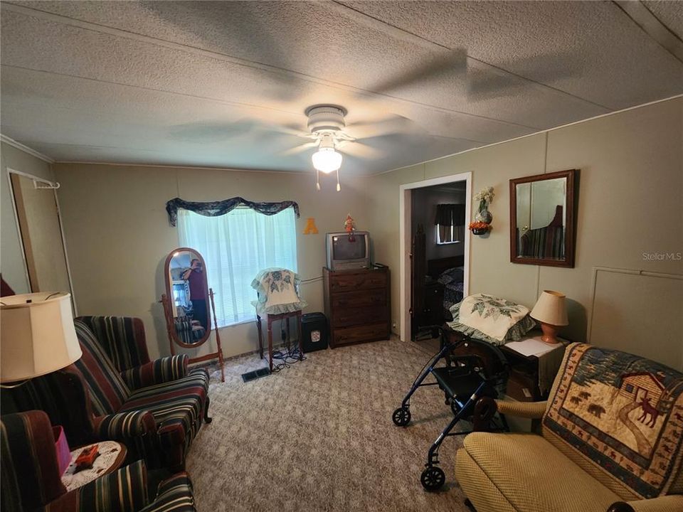 For Sale: $185,000 (3 beds, 2 baths, 1310 Square Feet)