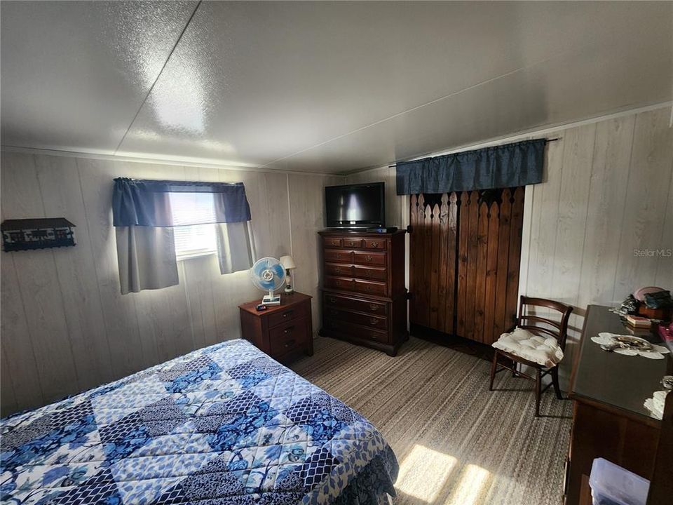 For Sale: $185,000 (3 beds, 2 baths, 1310 Square Feet)