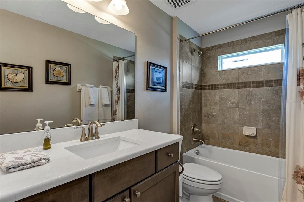 For Sale: $379,000 (3 beds, 2 baths, 1862 Square Feet)