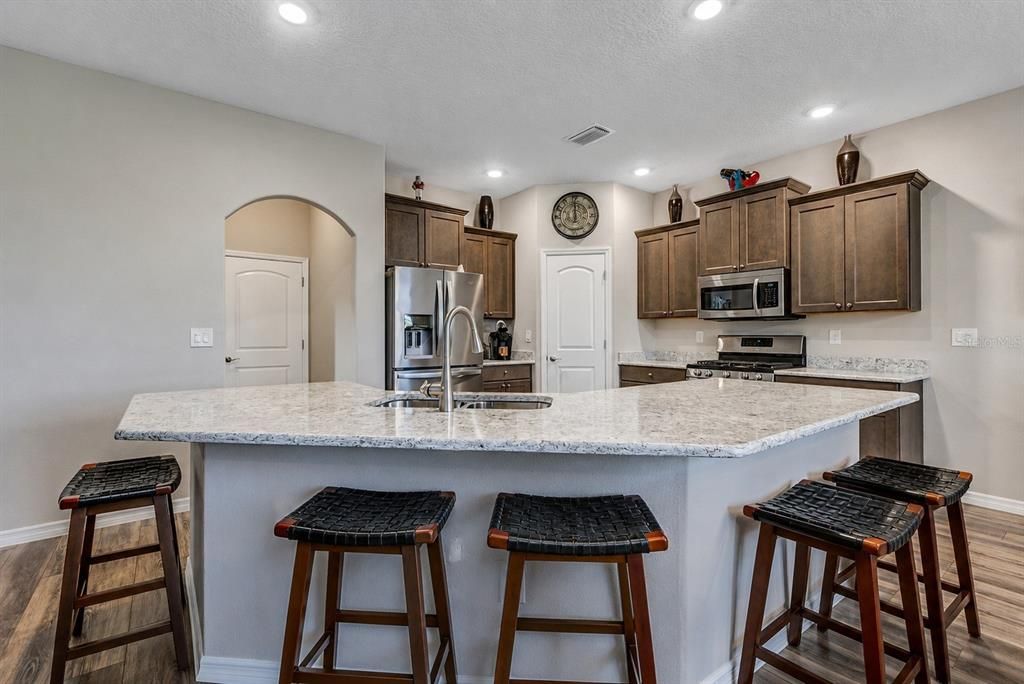 For Sale: $379,000 (3 beds, 2 baths, 1862 Square Feet)