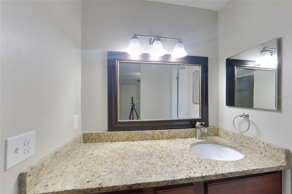 For Rent: $2,249 (3 beds, 2 baths, 1261 Square Feet)