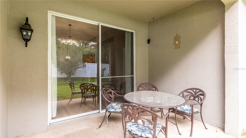 En Venta: $399,000 (4 camas, 2 baños, 1644 Pies cuadrados)