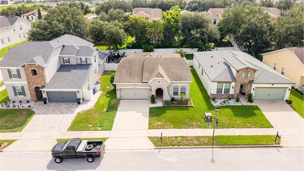 En Venta: $399,000 (4 camas, 2 baños, 1644 Pies cuadrados)