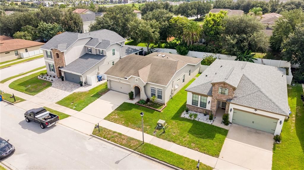 En Venta: $399,000 (4 camas, 2 baños, 1644 Pies cuadrados)