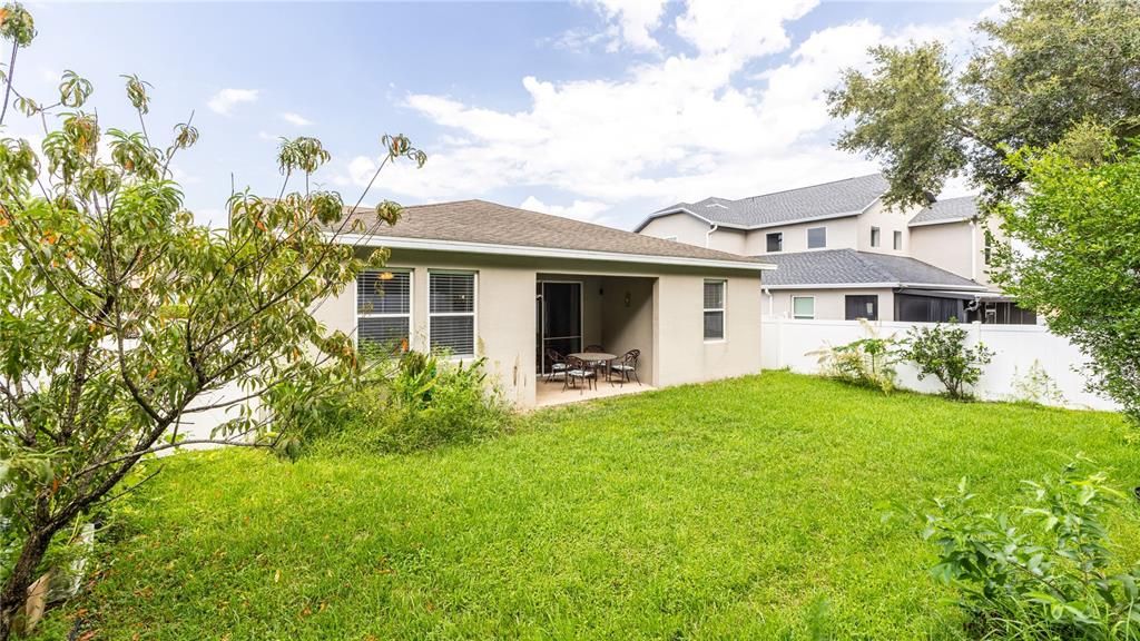 En Venta: $399,000 (4 camas, 2 baños, 1644 Pies cuadrados)