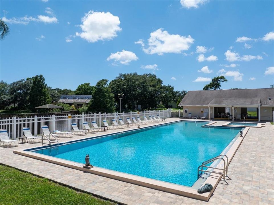 For Rent: $2,400 (2 beds, 2 baths, 1245 Square Feet)