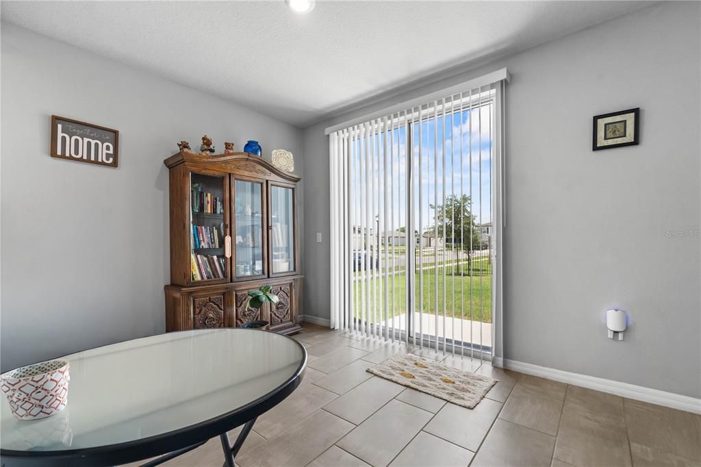 For Sale: $307,000 (3 beds, 2 baths, 1485 Square Feet)