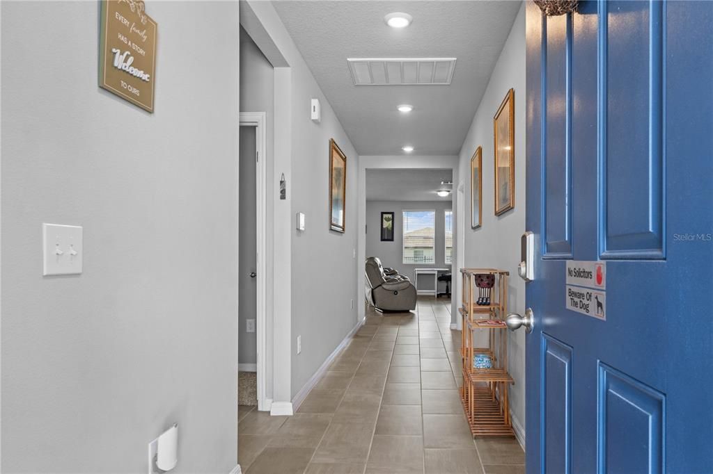 For Sale: $307,000 (3 beds, 2 baths, 1485 Square Feet)