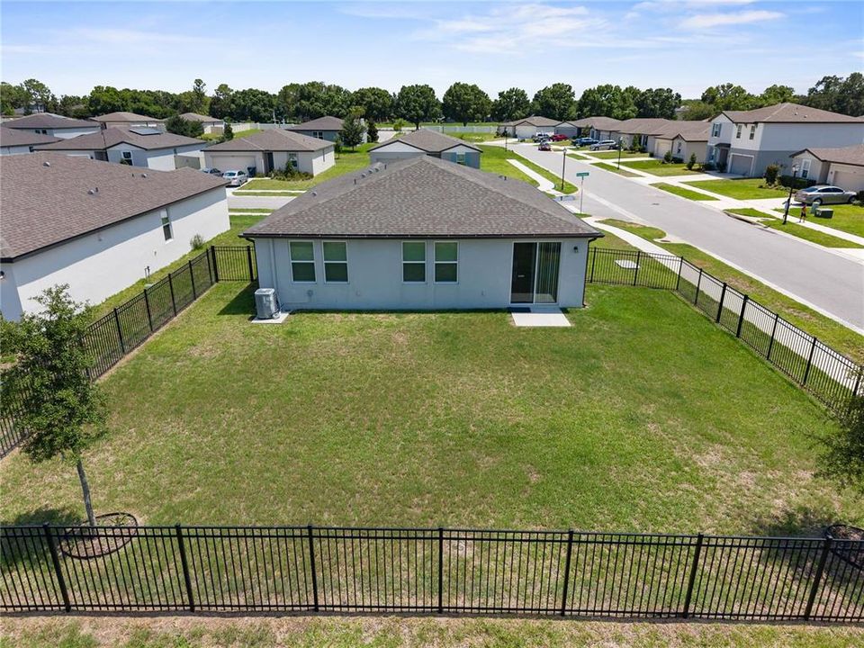 For Sale: $307,000 (3 beds, 2 baths, 1485 Square Feet)