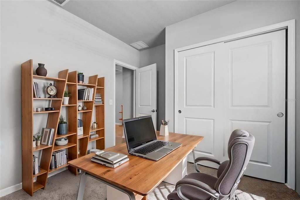 For Sale: $307,000 (3 beds, 2 baths, 1485 Square Feet)