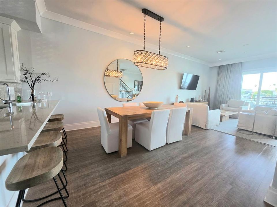 For Sale: $1,780,000 (3 beds, 2 baths, 2551 Square Feet)