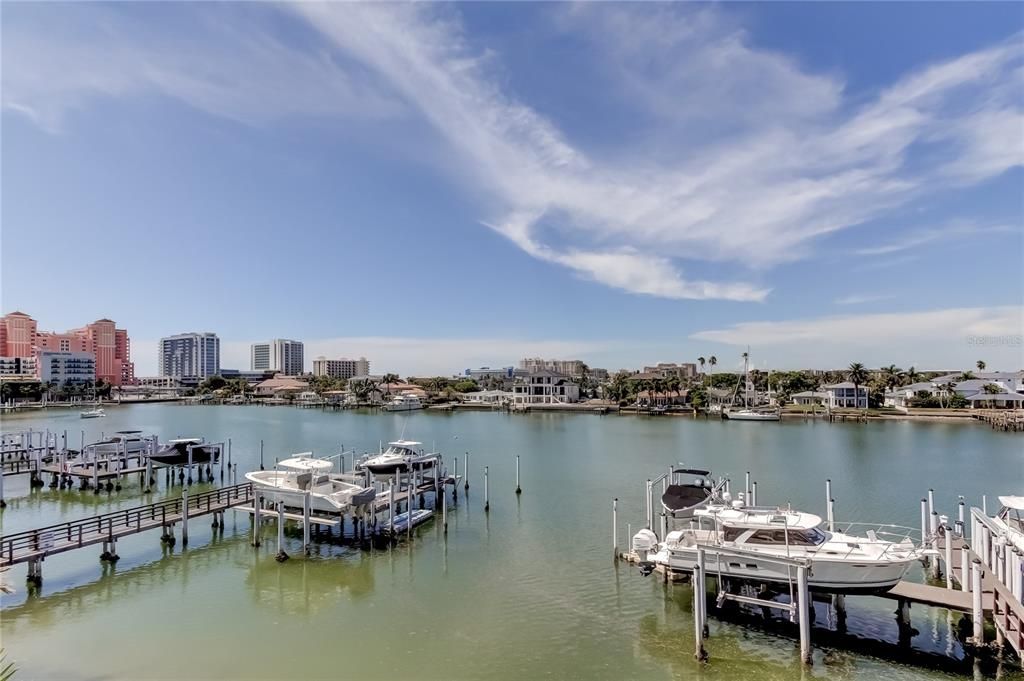 For Sale: $1,780,000 (3 beds, 2 baths, 2551 Square Feet)