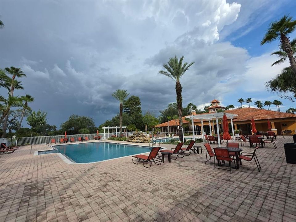 For Rent: $2,300 (3 beds, 2 baths, 1232 Square Feet)