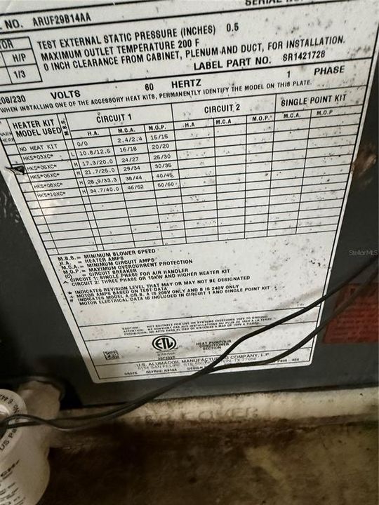Под контрактом: $315,000 (4 спален, 2 ванн, 1674 Квадратных фут)