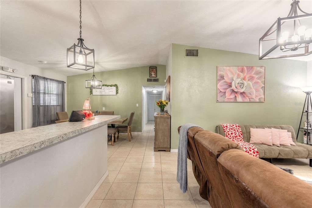 For Sale: $277,000 (4 beds, 2 baths, 1242 Square Feet)