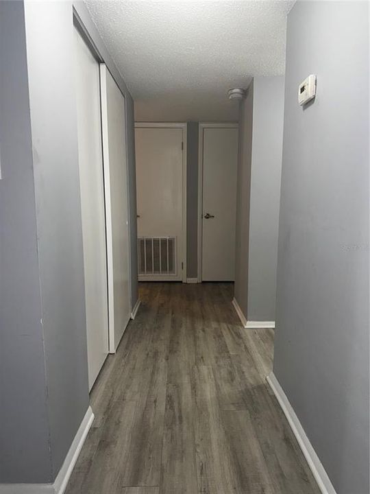 For Rent: $1,500 (2 beds, 1 baths, 900 Square Feet)