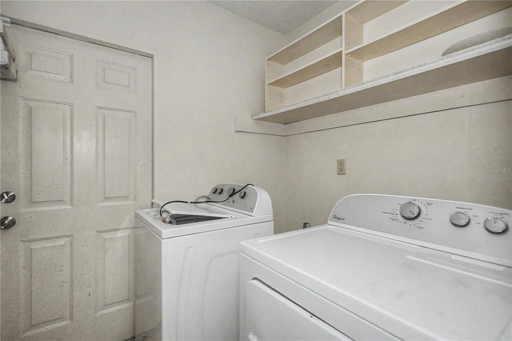For Sale: $250,000 (3 beds, 2 baths, 1898 Square Feet)