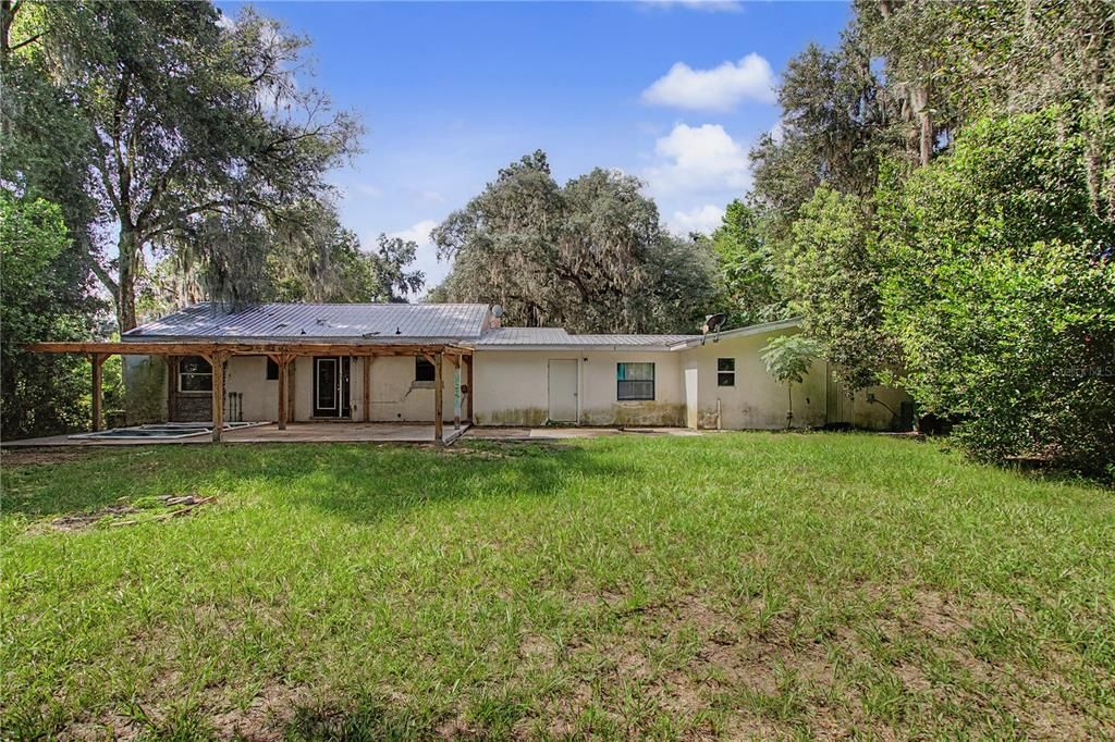 For Sale: $250,000 (3 beds, 2 baths, 1898 Square Feet)