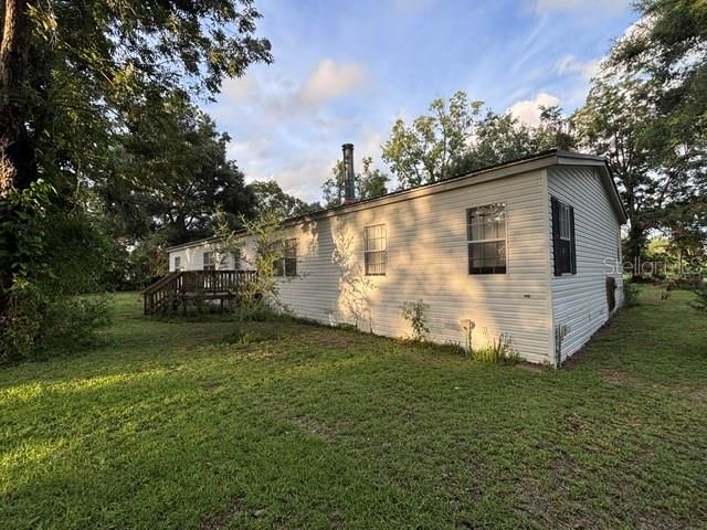 For Sale: $299,900 (4 beds, 3 baths, 2356 Square Feet)
