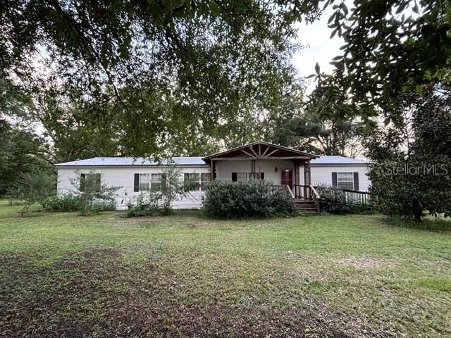 For Sale: $299,900 (4 beds, 3 baths, 2356 Square Feet)