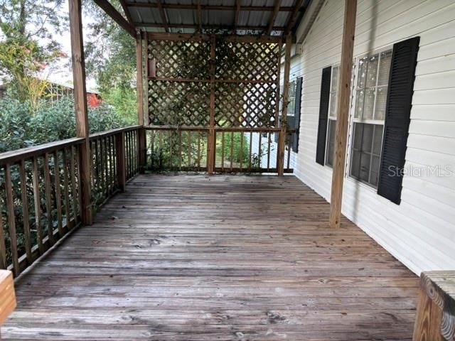 For Sale: $299,900 (4 beds, 3 baths, 2356 Square Feet)