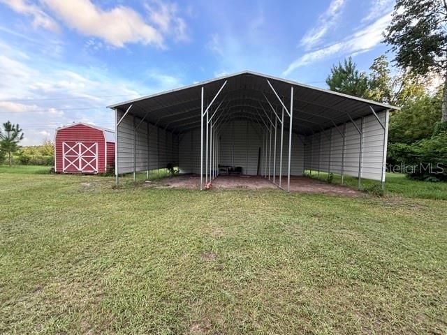 For Sale: $299,900 (4 beds, 3 baths, 2356 Square Feet)