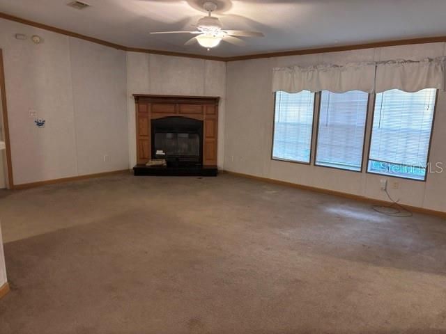 For Sale: $299,900 (4 beds, 3 baths, 2356 Square Feet)