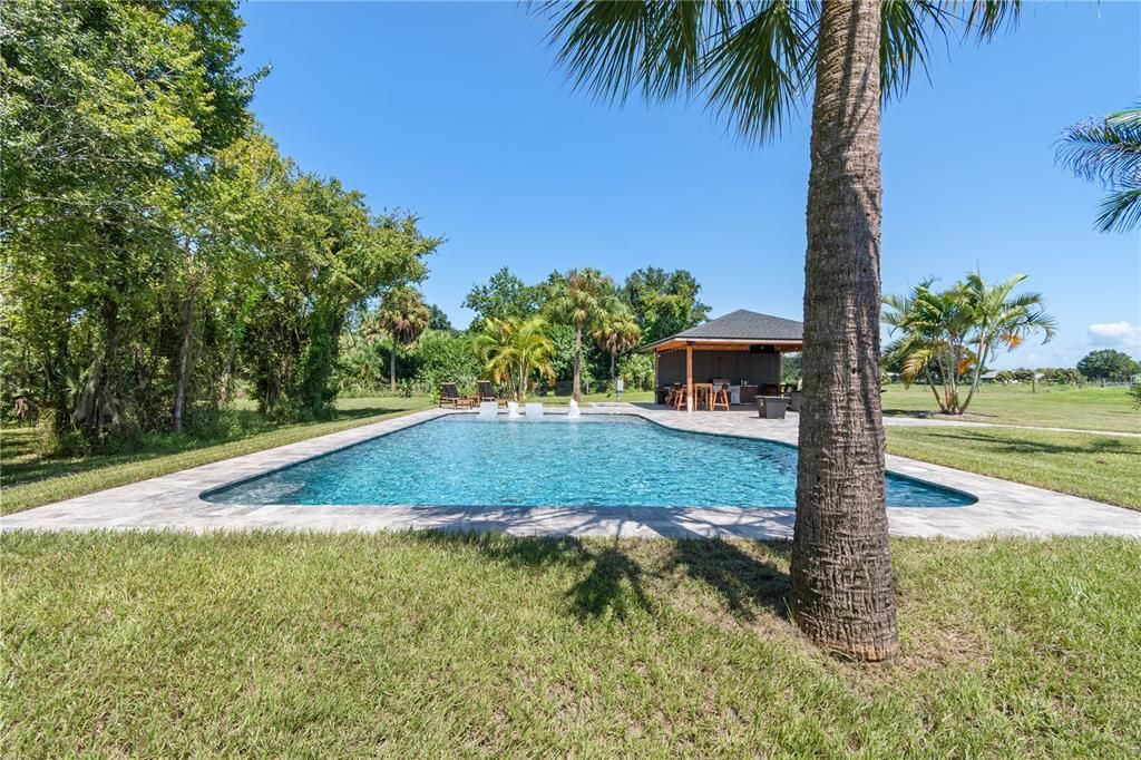 For Sale: $1,350,000 (4 beds, 2 baths, 2430 Square Feet)