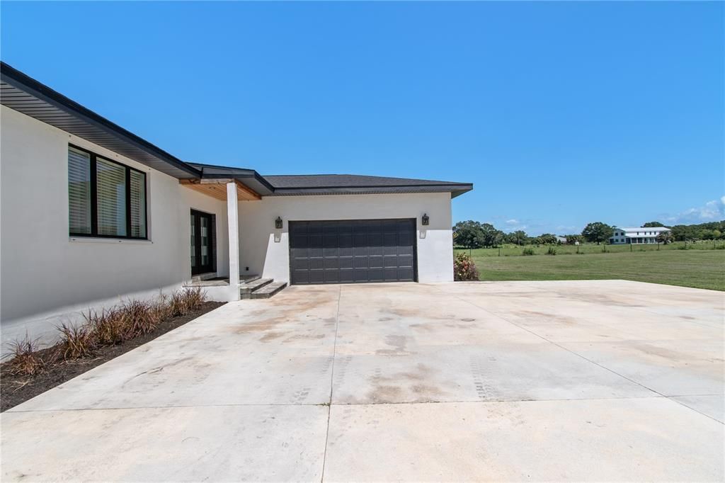 For Sale: $1,350,000 (4 beds, 2 baths, 2430 Square Feet)