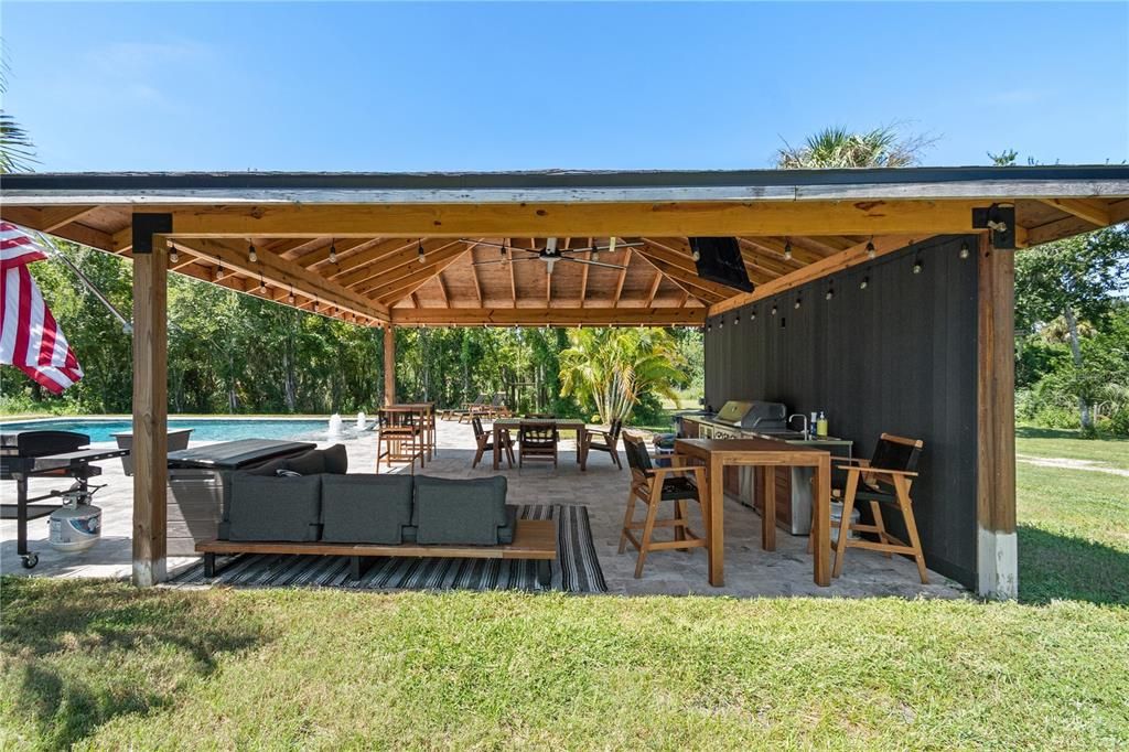 For Sale: $1,350,000 (4 beds, 2 baths, 2430 Square Feet)