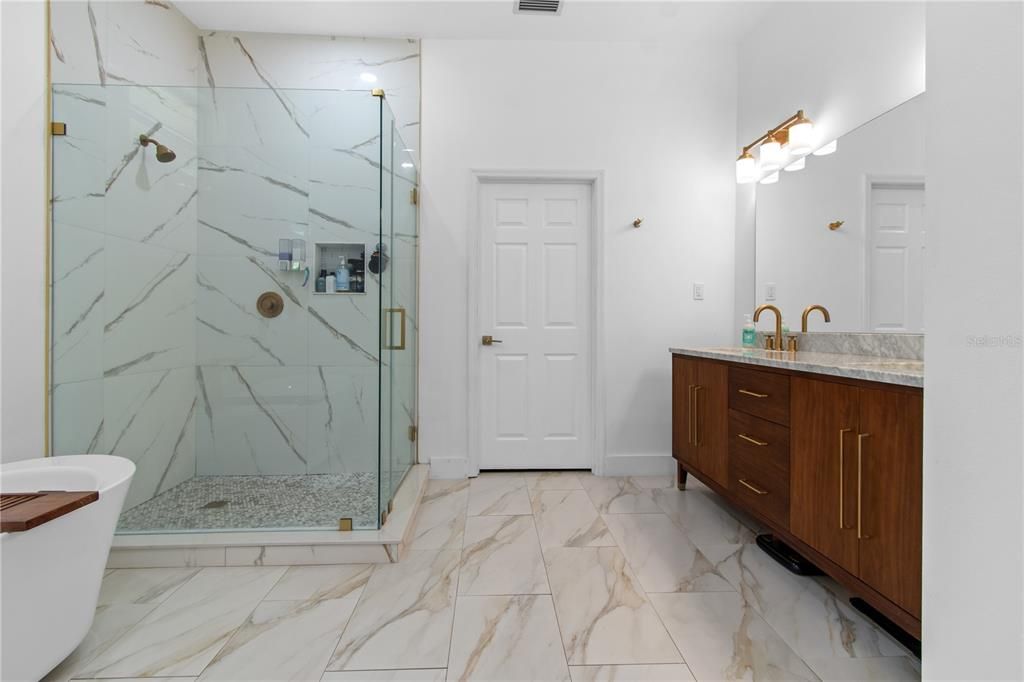 For Sale: $1,350,000 (4 beds, 2 baths, 2430 Square Feet)