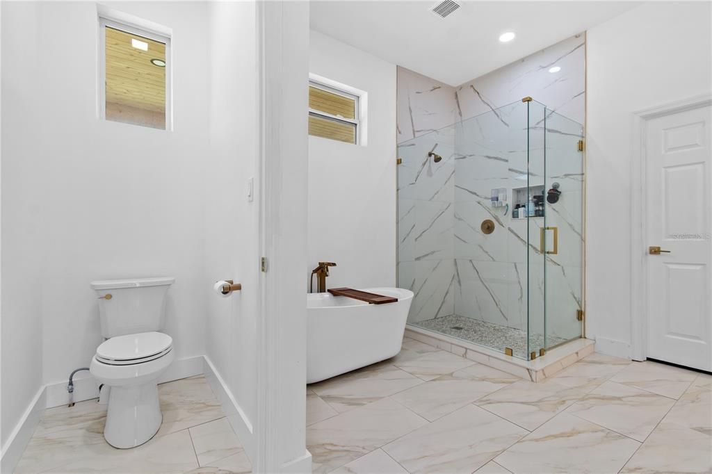 For Sale: $1,350,000 (4 beds, 2 baths, 2430 Square Feet)