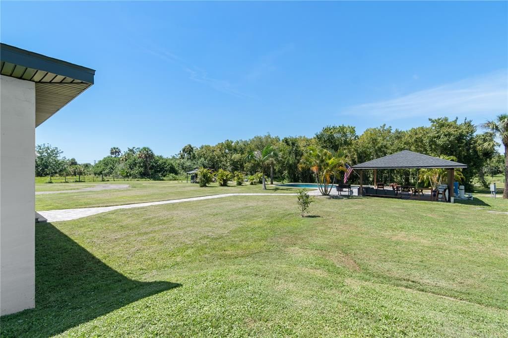 For Sale: $1,350,000 (4 beds, 2 baths, 2430 Square Feet)
