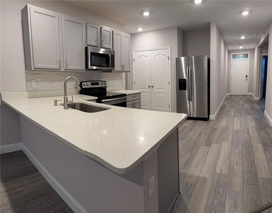 For Rent: $1,800 (3 beds, 2 baths, 1426 Square Feet)