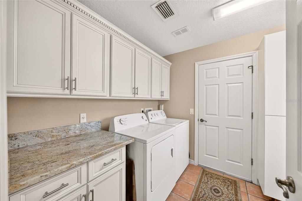 For Sale: $849,000 (3 beds, 2 baths, 2022 Square Feet)