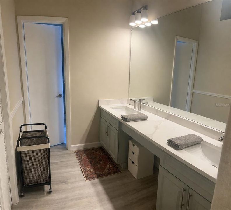 For Rent: $3,000 (3 beds, 2 baths, 1372 Square Feet)