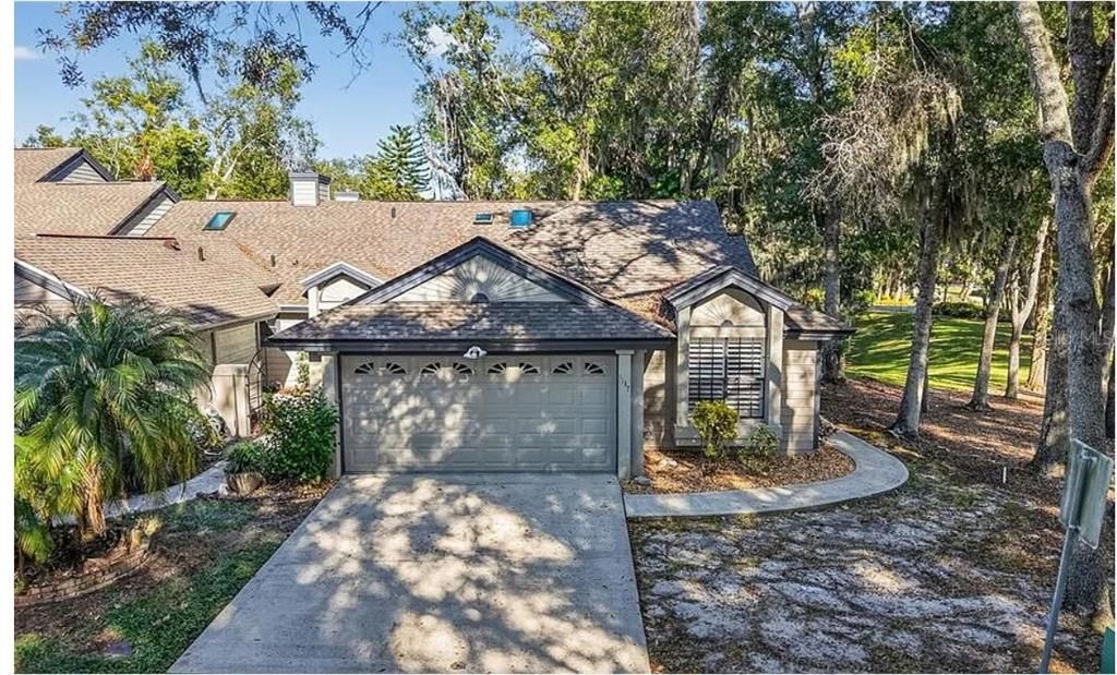 For Rent: $3,000 (3 beds, 2 baths, 1372 Square Feet)