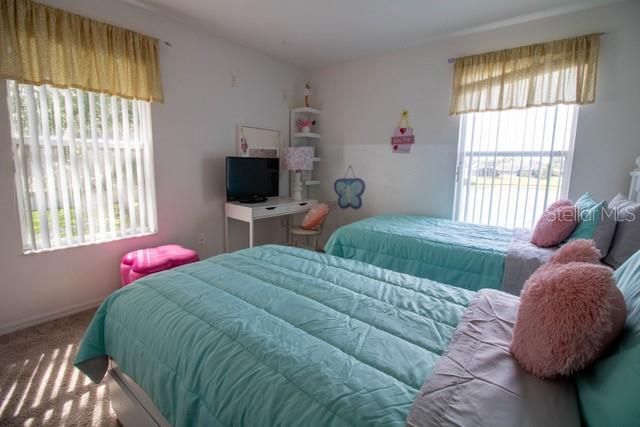 For Rent: $3,200 (5 beds, 3 baths, 2827 Square Feet)