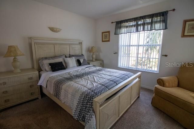 For Rent: $3,200 (5 beds, 3 baths, 2827 Square Feet)